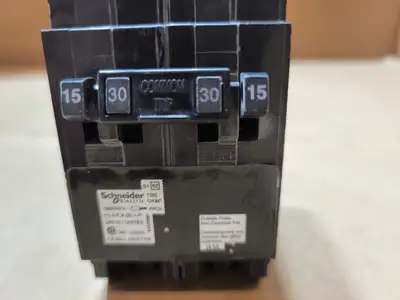 Used SCHNEIDER ELECTRIC CHOMT1515230 Switchgears British Columbia CA | Lenmark #1438490