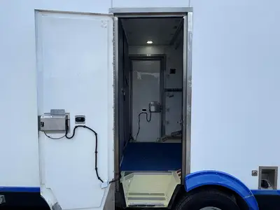 Used 2024 FORD E-350 Reefer Trucks Florida US | Truck and Van Outlet #1509245