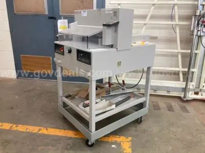 Used Triumph 1369864 Paper Cutters Delaware US | United Machine Co. #1562349