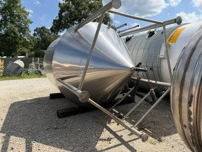 Used JV NORTHWEST 3,300 GALLON Stainless Steel Tanks New Jersey US | Perry Equipment #915824