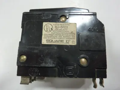USED SQUARE D QO215