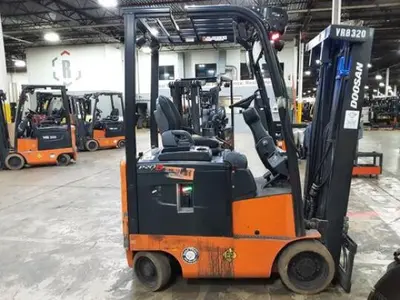 USED 2019 DOOSAN BC15S-5