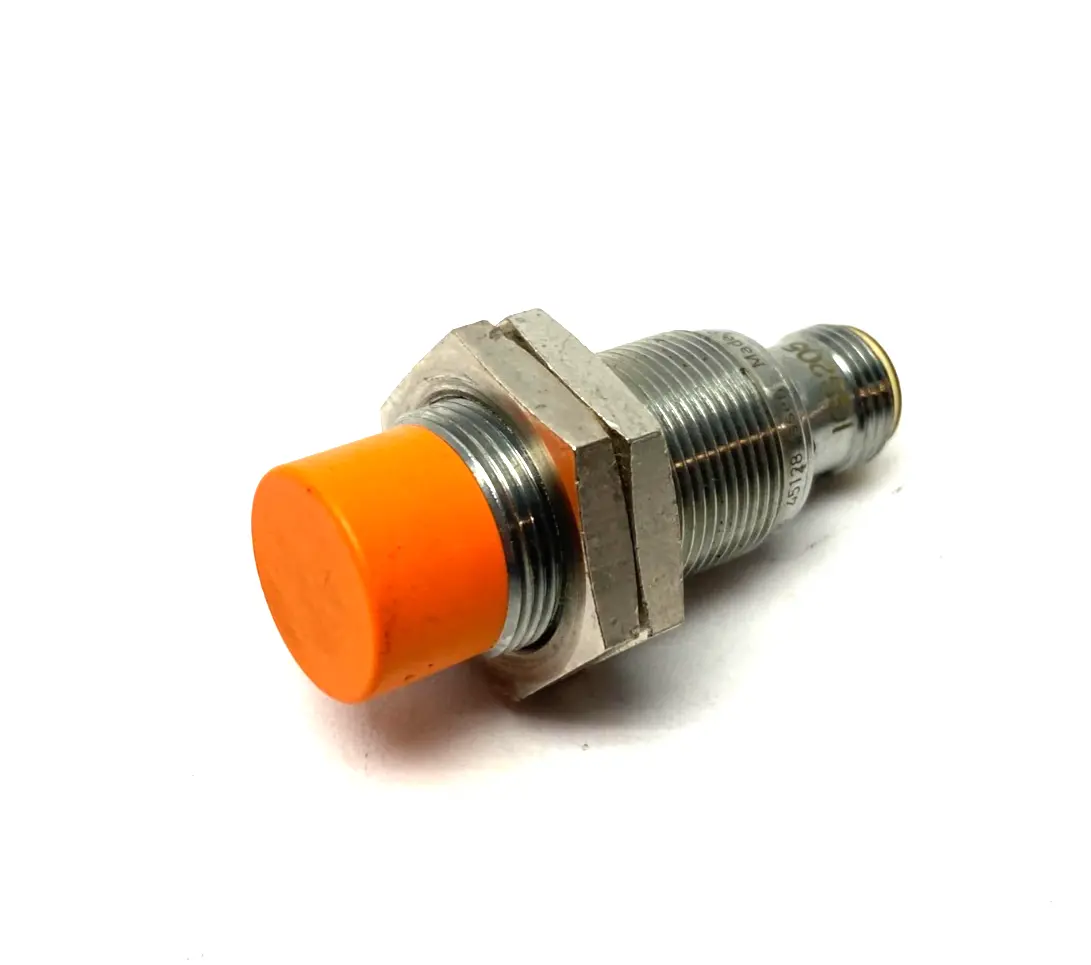 IGB3012-BPKG/US-104, IGS205 | Ifm IGS205 Inductive Proximity Sensor 12mm Range M18 House IGB3012-BPKG/US-104 - Used