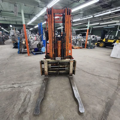 Toyota Lift Truck S# IC SP 7282 24 Cels. # 6419