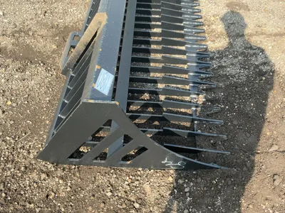 Used _UNKNOWN_ _UNKNOWN_ Rock Buckets Michigan US | Miedema Asset Management Group #1397392