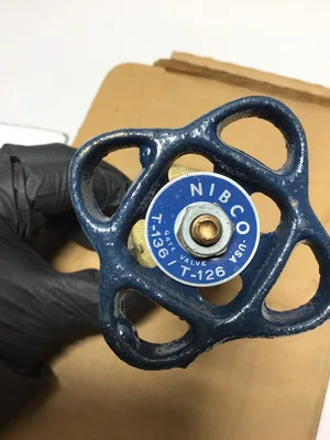 Nibco 1/2 threaded end T-136 Gate Valve – Bronze, Non-Rising Stem, Union Bonnet
