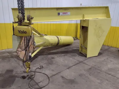 5 TON x 8' x 10' JIB ARM CRANE W/ 3 TON YALE HOIST: YOBRO #24982