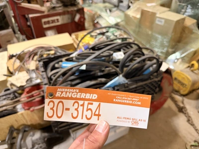 Used BIN OF NEW BELTS _UNKNOWN_ Spindle Belts Michigan US | Miedema Asset Management Group #1304336