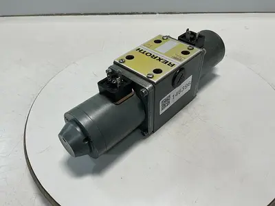USED REXROTH 4 WE 10 J11/LG24NZ4