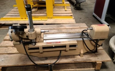 Pratt & Whitney Super Micrometer Measuring Machine