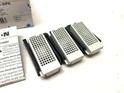 New | in-Stock EATON FINGER PROTECTION/CONTACT BARRIER KIT FOR CIRCUIT BREAKERS 3-POL Circuit Breakers | Maverick Industrial Sales #1111496
