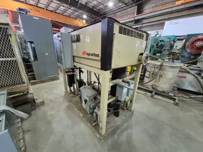 Used INGERSOLL-RAND PET1500-W5-VSD-CC Parts (Hydraulics and Pneumatics) British Columbia CA | Lenmark #1426177