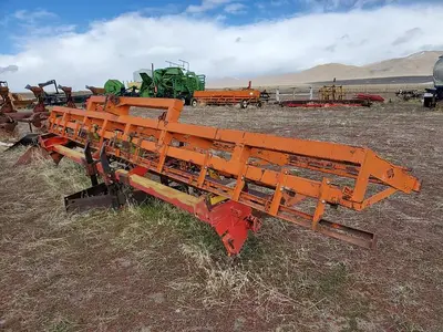 Pivot Track Closer Toolbar