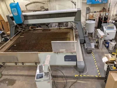 2011 FLOW MACH 4 3020C Waterjet Cutters | Asset Exchange Corporation (3)