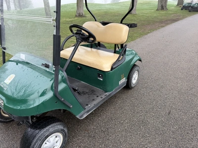 (1) 2017 E-Z-Go golf cart with a Kawasaki gas engine, model 625111G01, does not include Club canopy,...