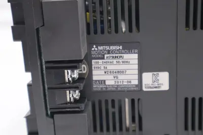 NEW MITSUBISHI A173UHCPU MOTION CONTROLLER W/ A178B-S1 8-SLOT BASE UNIT #L-700