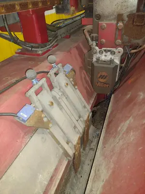 USED RED-D-ARC ISW84