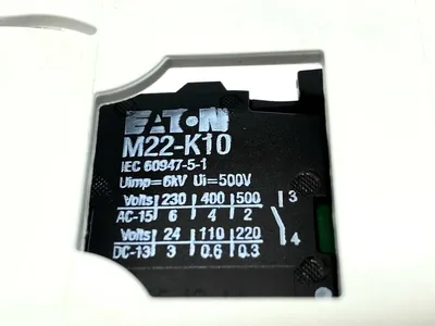 M22-WRK-K10 | Eaton  Selector Switch 2-Position w/ M22-IVS Mounting Rail Adapter - Used