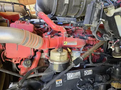 USED 2014 KENWORTH T800