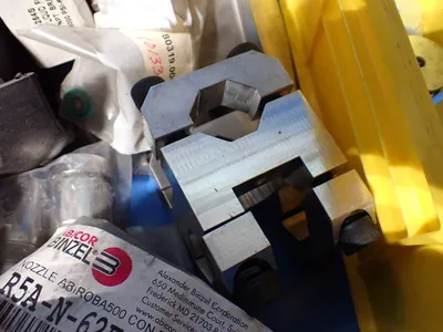 Hardware / Pneumatic Lot