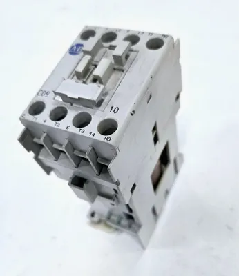 USED ALLEN BRADLEY 100-C092*10