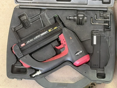 Used _UNKNOWN_ _UNKNOWN_ Nailers Michigan US | Miedema Asset Management Group #1441984