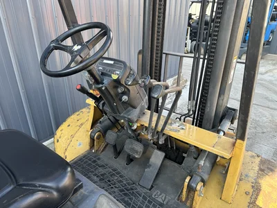 Used CAT GP30K Liquid Propane Forklifts Michigan US | KD Equipment Sales #1548816