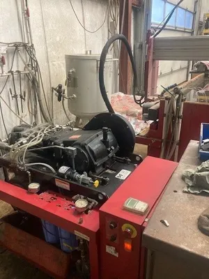 2011 OMAX MAXIEM 1515 Waterjet Cutters | Machnet (2)