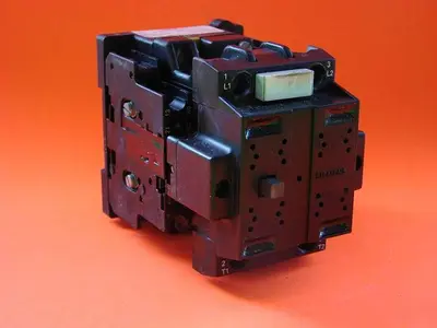 USED SIEMENS 3TC4417-0B