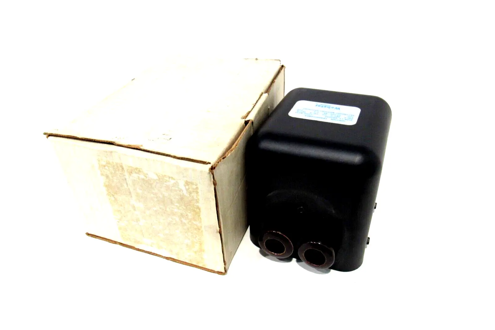 NEW WEBSTER 12-8A0202 IGNITION TRANSFORMER 128A0202
