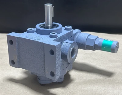 NEW Nippon Oil Pump TOP-203HBVB