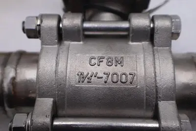 Flow-Tek 1000 W06 Wog CF8M 1 1/2 " -7007 STOCK M-147