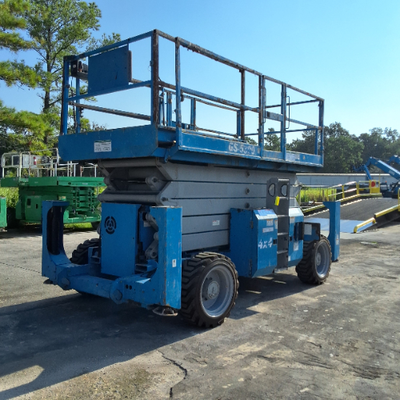 USED 2011 Genie GS-5390 RT