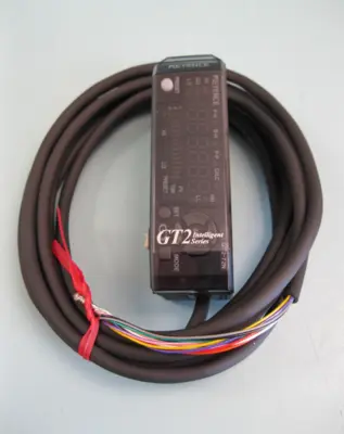 NEW KEYENCE GT2-72N