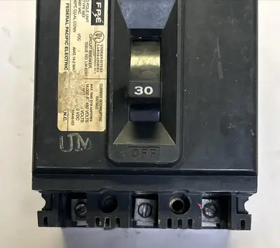 USED FEDERAL PACIFIC NEF330