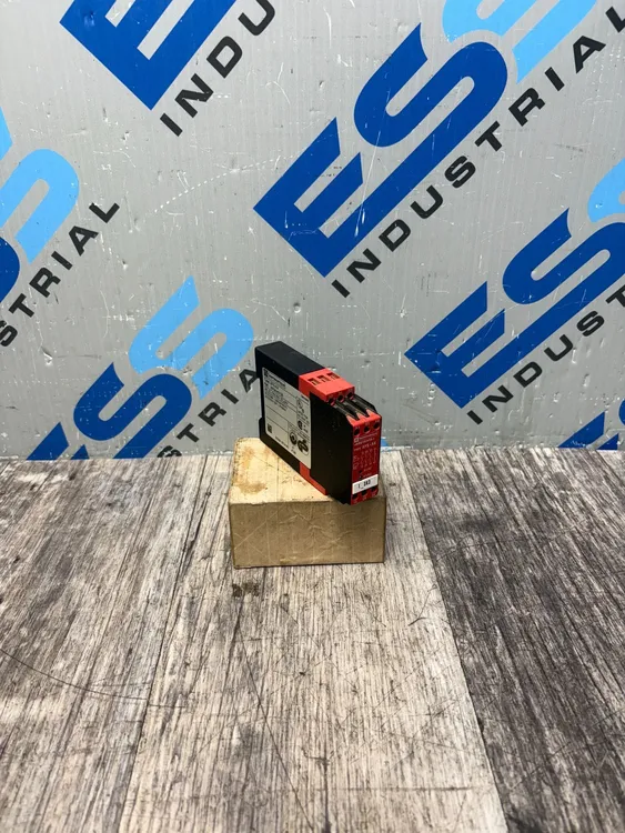 Used TELEMECANIQUE XPSAX5120 Misc Electrical & Power Parts South Carolina US | ESS Industrial Equipment Sales #1131337