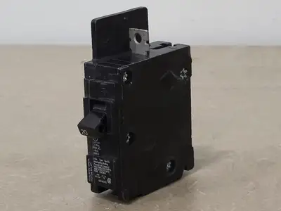 Used SIEMENS BQ1B020 Switchgears British Columbia CA | Lenmark #241976