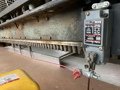 CEMCO VBS 7’ MULTIPLE 32MM VERTICAL BORING MACHINE