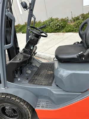 Used 2015 TOYOTA 8FGU25 Misc Forklifts California US | Lillo Machinery #1399257
