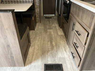 Used 2021 FOREST RIVER PRIME TIME AVENGER Campers, Caravans, Motorhomes Michigan US | Miedema Asset Management Group #1322411