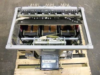 Used GE AKR-8D-100 Circuit Breakers Ohio US | Equipment Recovery Corp. #1329703