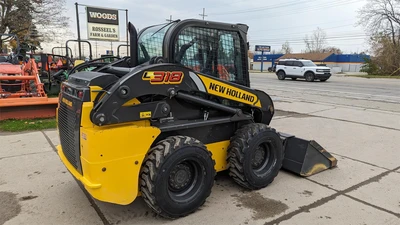 USED 2023 NEW HOLLAND L318