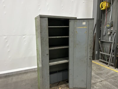 1 door Cabinet 18″x36″x75″ H