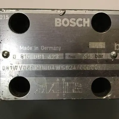 USED BOSCH 0 810 050 113