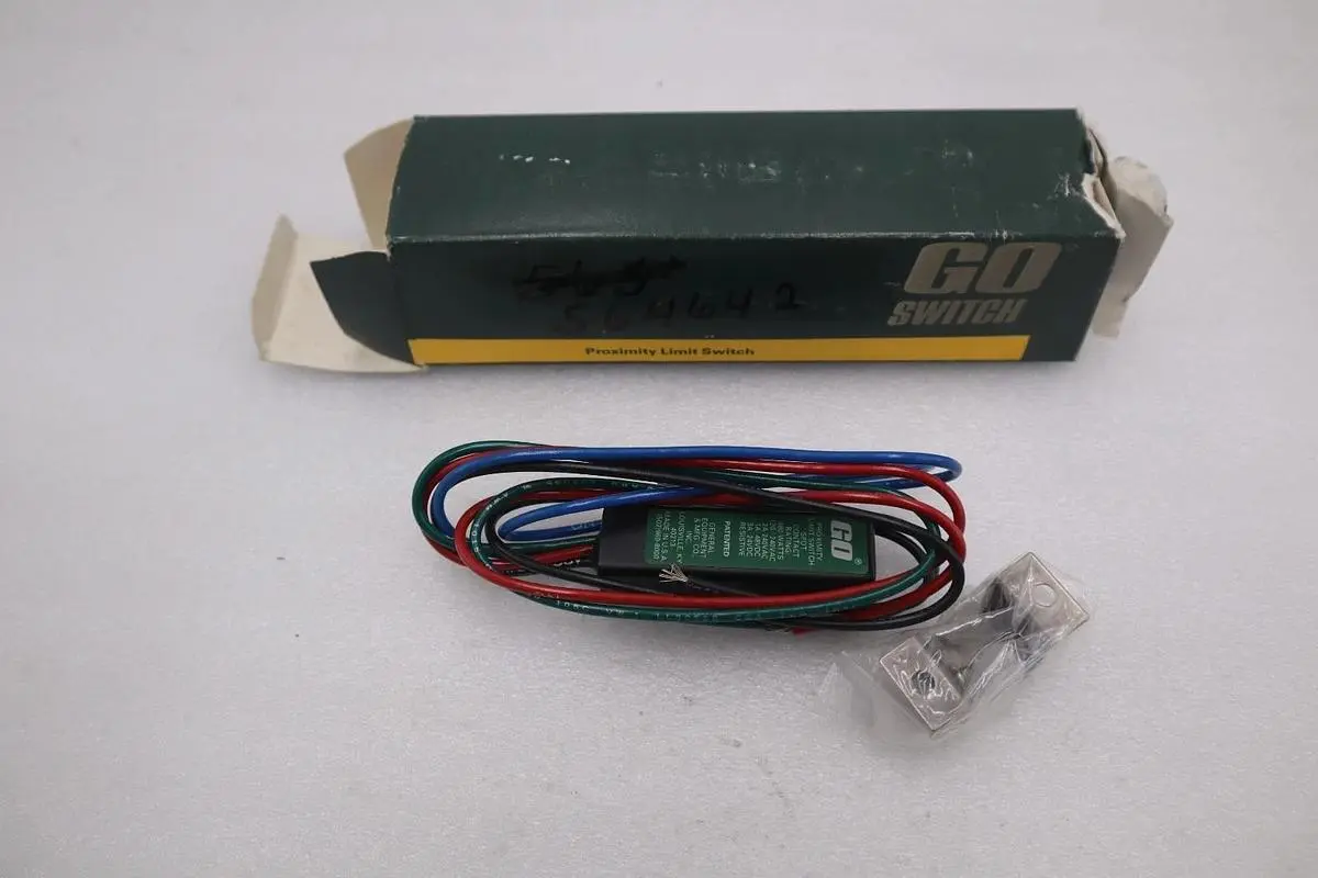 GO SWITCH 35-13311-A1 PROXIMITY LIMIT SWITCH NEW OPEN BOX STK G911A