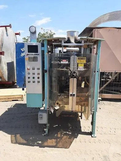 Used _UNKNOWN_ SB6C Vertical Form Fill Sealing Machines (VFFS) California US | Machinery & Equipment #138669