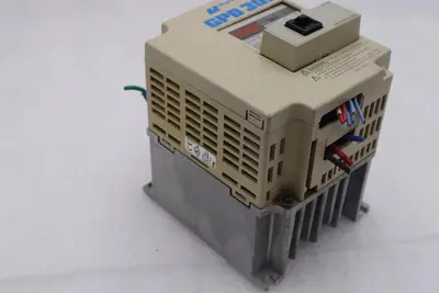 MAGNETEK JDB003 AC DRIVE GPD 305 STOCK #L-766