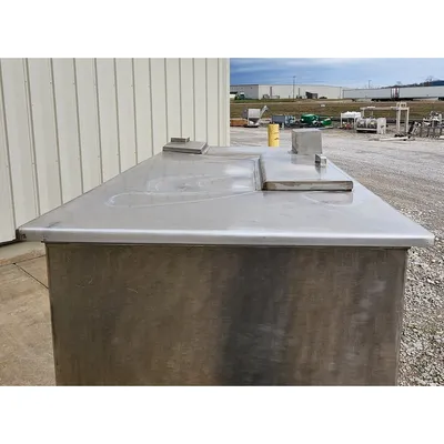 Used Stainless Steel Horizontal Liquid Mixer - 350 Gal. Capacity