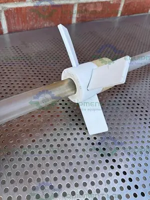 USED CHEMGLASS IMPELLERS W/ GLASS STIRRER SHAFT 30MM , FOR 100 L CHEMGLASS REACTOR 60"