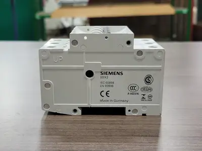 USED SIEMENS 5SX23 D40